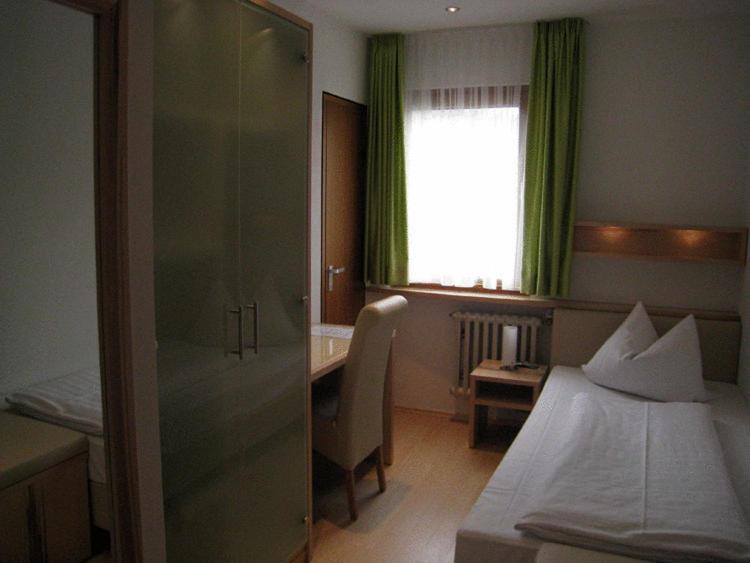 Hotel Barbarina Tübingen Szoba fotó
